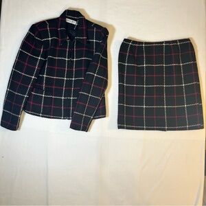 Amanda Smith Skirt Suit 100% Pure Wool Size 12